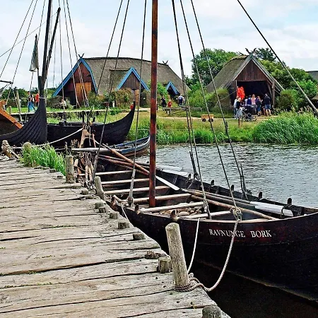 Holiday Xlii Hemmet